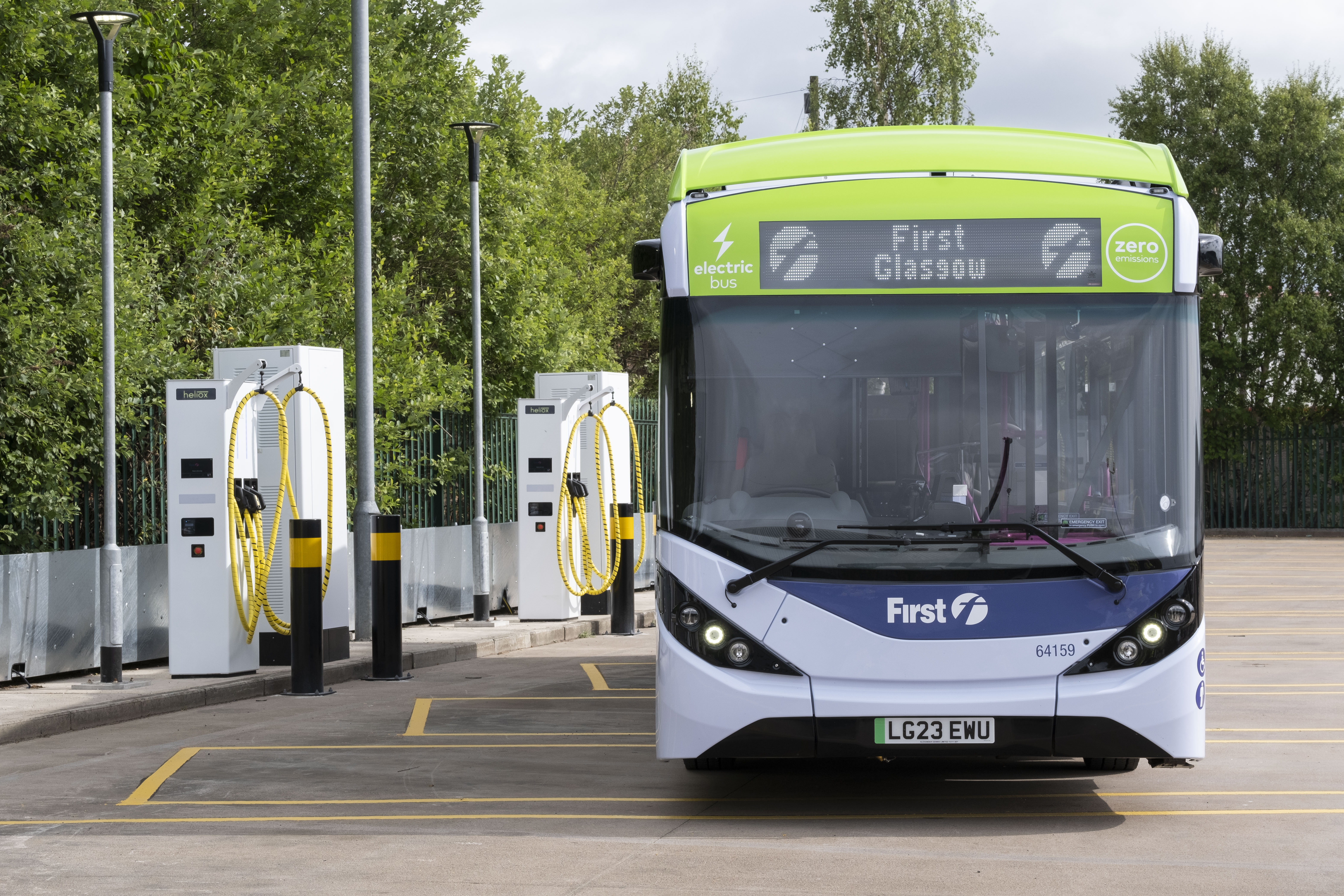 Scotstoun EV buses arrive 